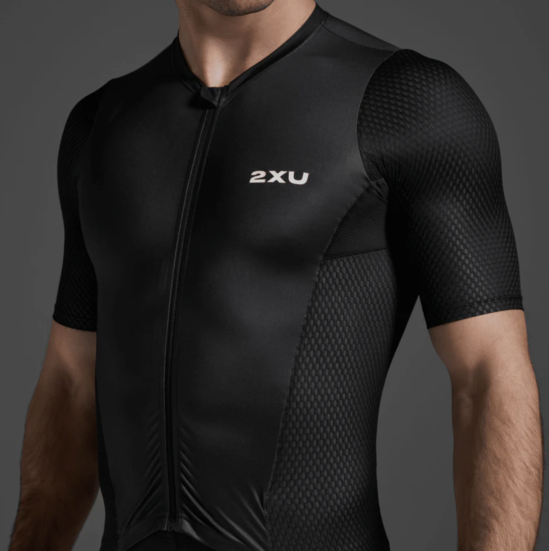 2XU Men's Aero Hex Sleeved Trisuit